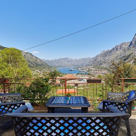 Villa Vukicevic House à Kotor Extérieur photo